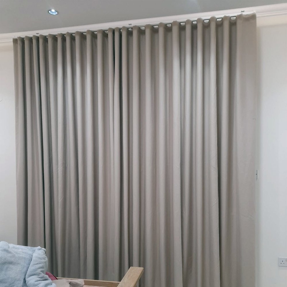 Curtain