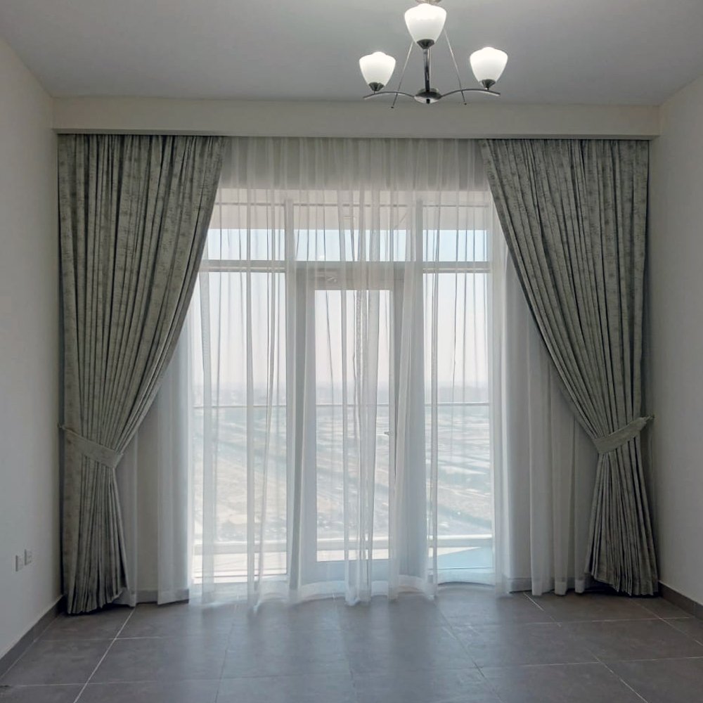 Curtain