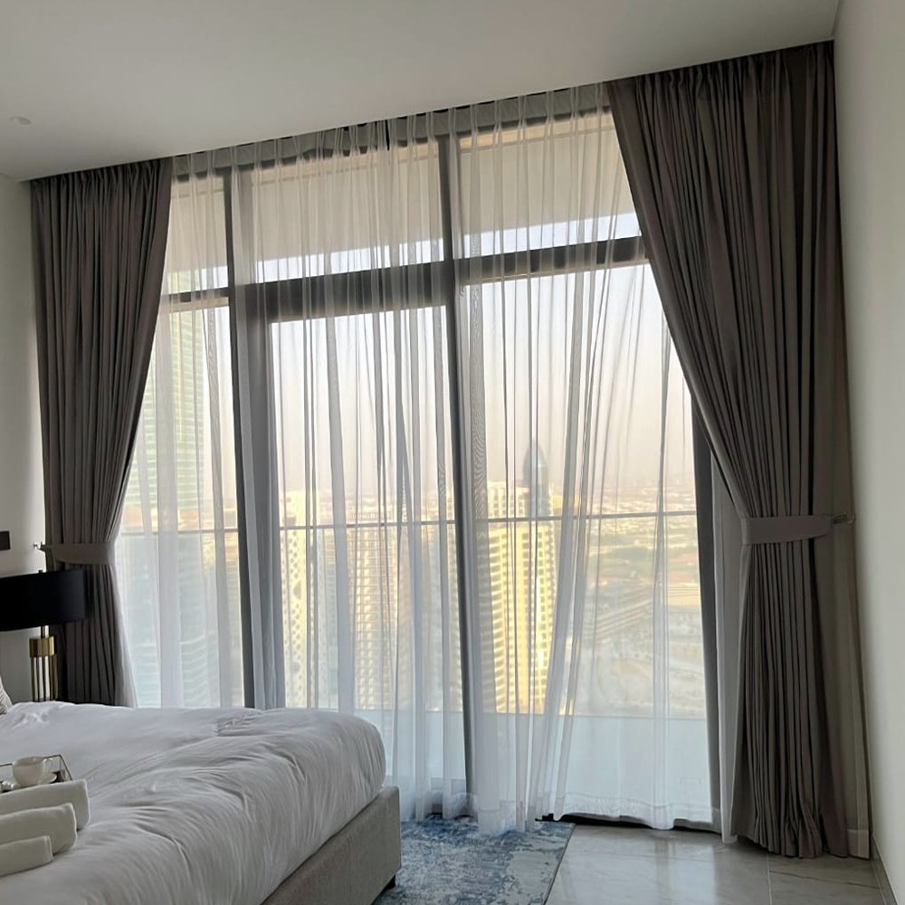 Curtain