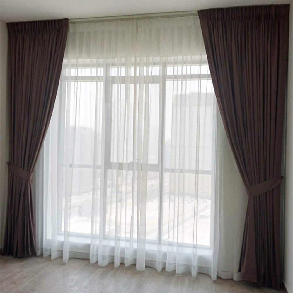 Curtain