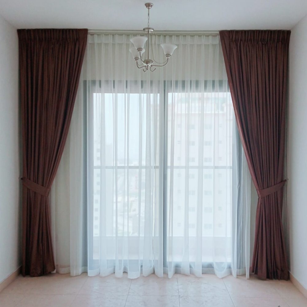 Curtain