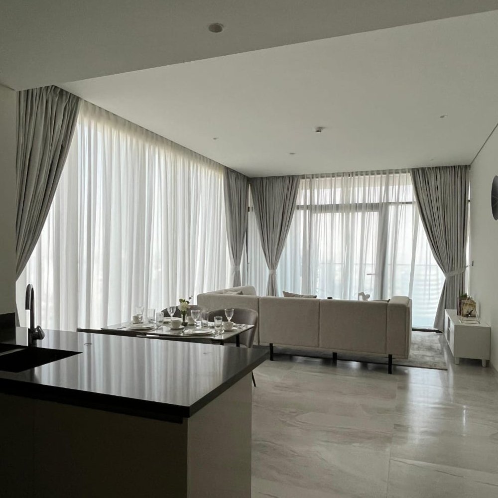 Curtain